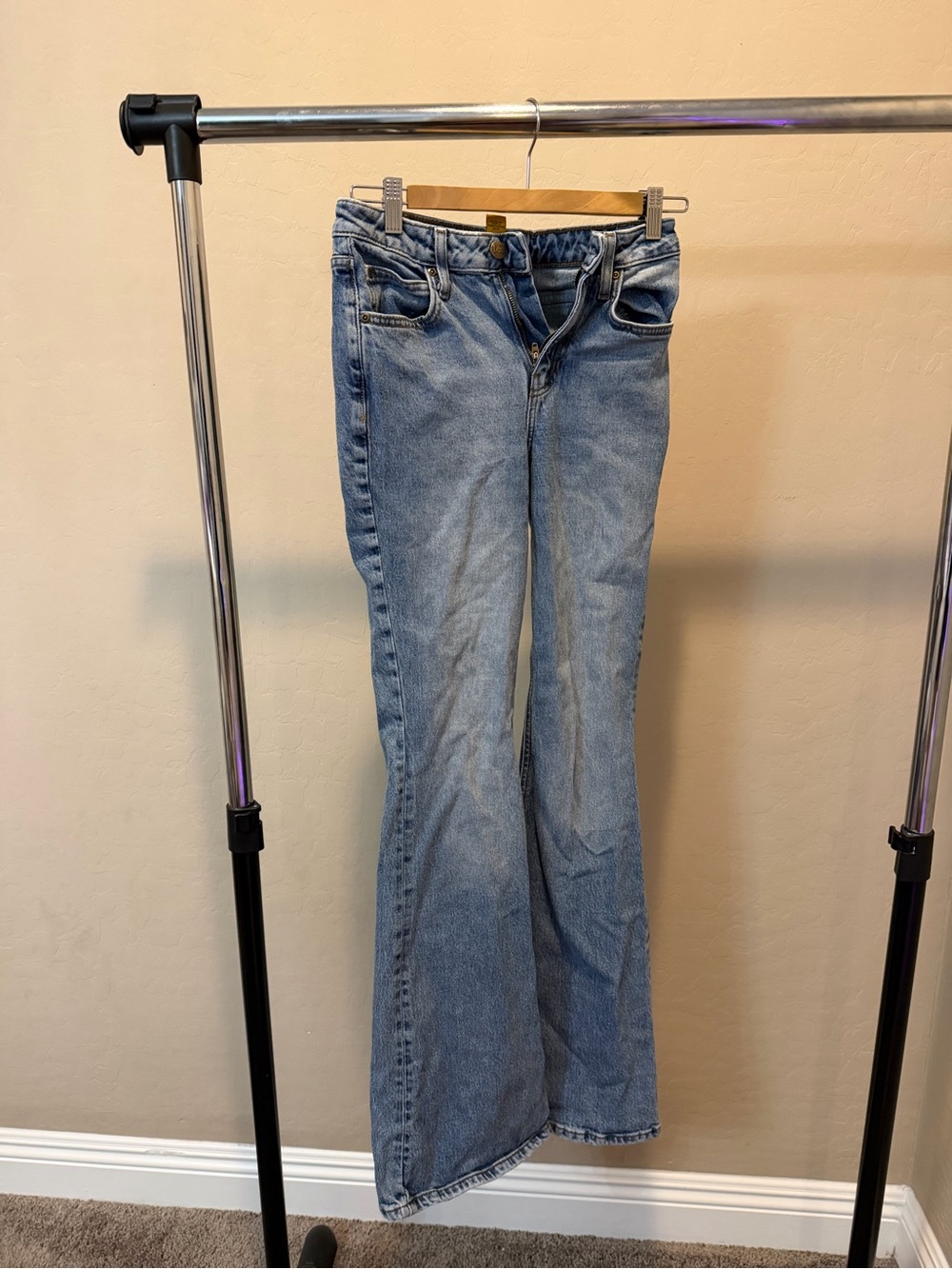 Lee Men’s Light Blue Relaxed Denim Jeans